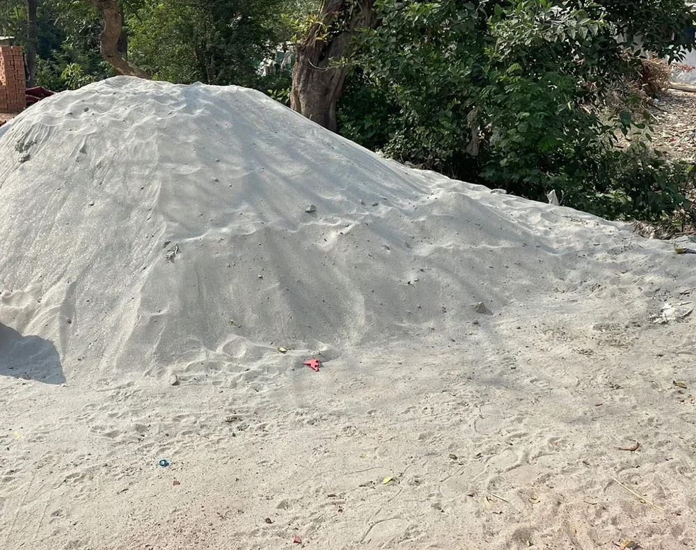 सफेद रेत